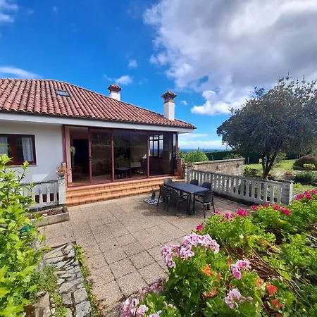 Holiday home Gestiona2r - Casa Con En Ribadesella Sardalla